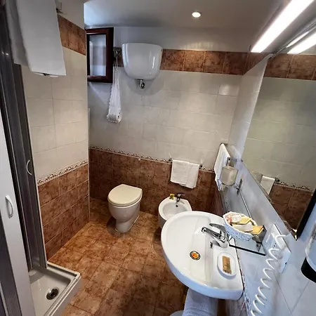 Gasthuis Casa Del Sole 4*