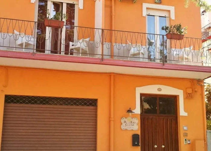 Casa Del Sole Accomodation ゲストハウス トロペーア